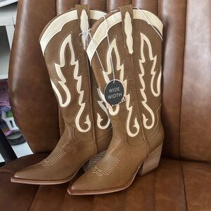 Arula Camel colored Cowgirl Boot
